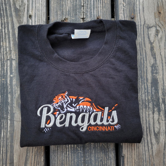 CHILD LONG-SLEEVE - SILVER POUNCE EMBROIDERY