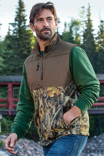 Russell Outdoors™ Realtree® Atlas Colorblock Soft Shell Vest - KYEP