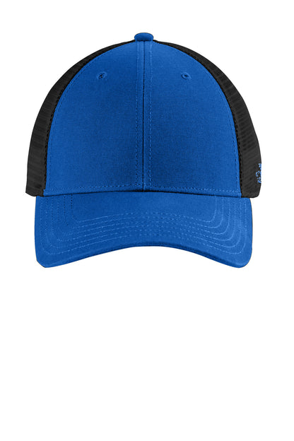 The North Face  Ultimate Trucker Cap. NF0A4VUA